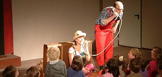 Theater aus dem Koffer in der Kulturgießerei Schöneiche