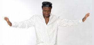 Adjiri Odametey in der Kulturgießerei Schöneiche